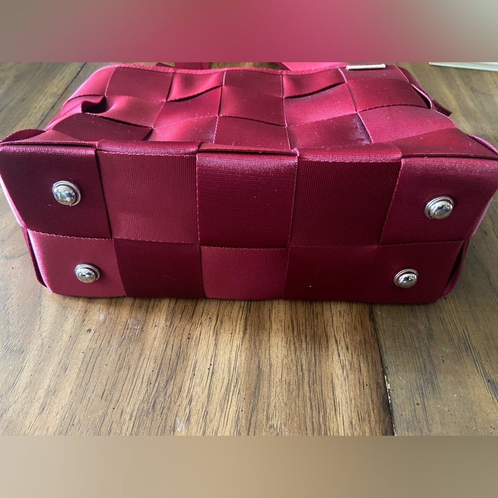 Comley seatbelt purse red - Picture 3 of 8